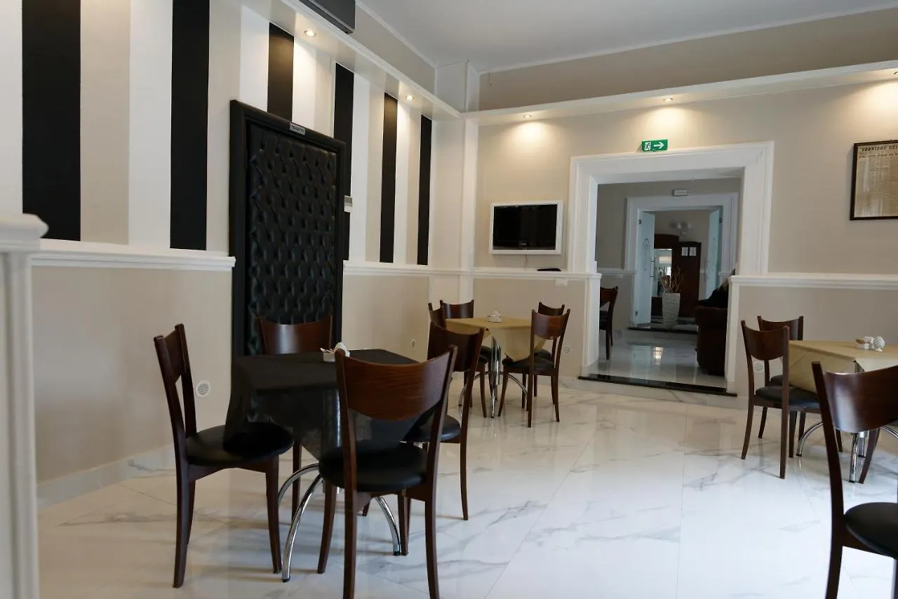 Hotel Sant'Elia Messina 3*,  Italy